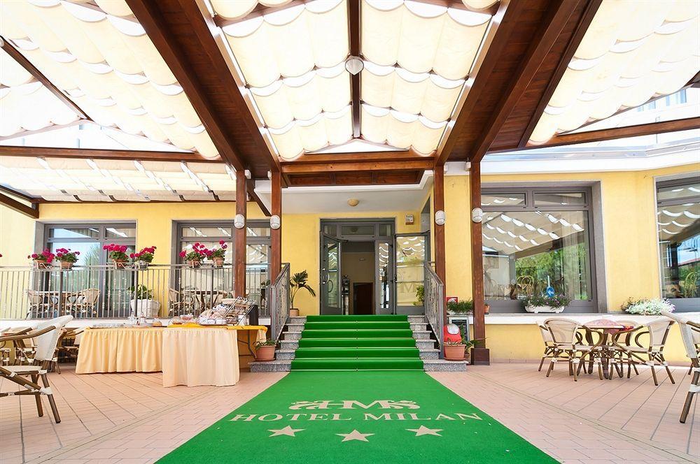 Hotel Milan Rosolina Mare Exterior foto